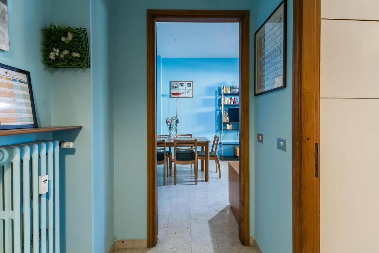 Altido Quiet Apt For 4 With Terrace Near Train Station Lejlighed Milano Italien